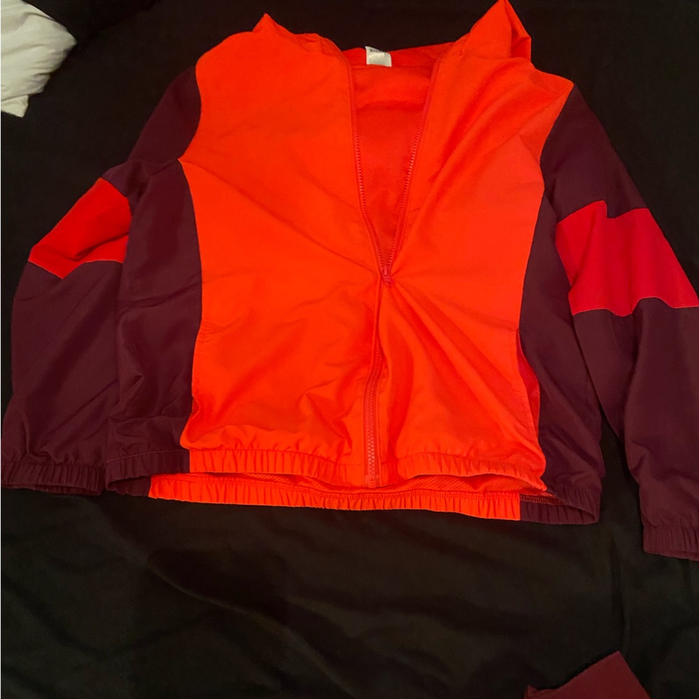 Wind Breaker from PINK